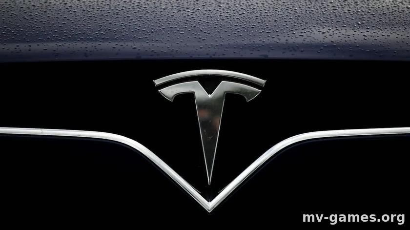 Tesla приостановила развертывание бета-версии 10.2 своего автопилота для водителей с "идеальными" показателями безопасности